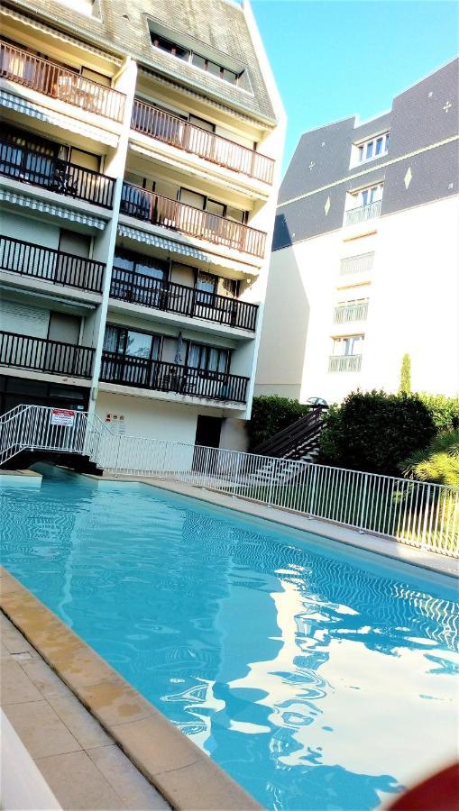 Apartment Refait A Neuf Avec Piscine Sur Trouville-sur-Mer